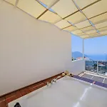 Lumiere 2 Villa *