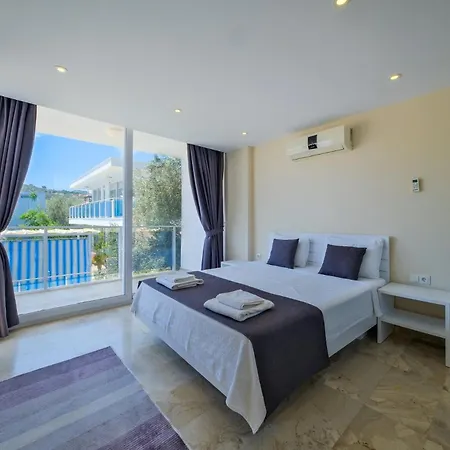 Villa Lumiere 2