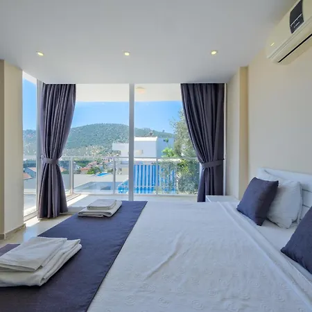 Villa Lumiere 2 *